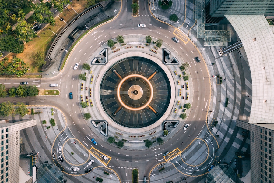 An arial view of a traffic circle